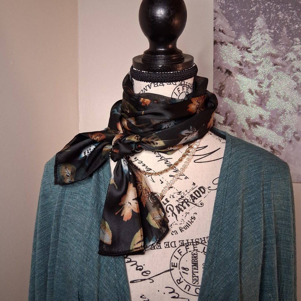 Elegant Fall Leaf Scarf - Cejon